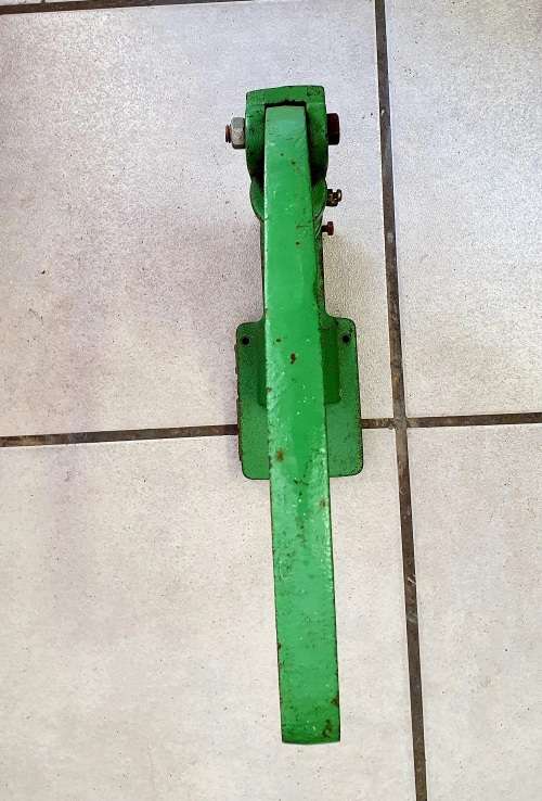 ANTIQUE CAST IRON RIVET  PRESS.