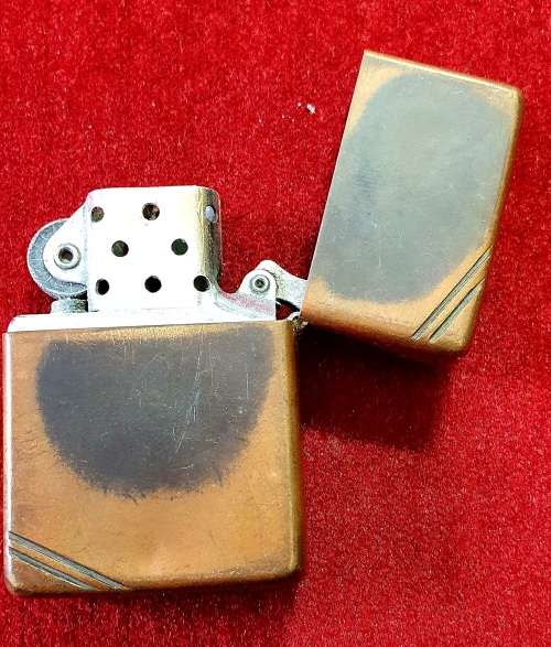 VINTAGE BRASS  ZIPPO LIGHTER.