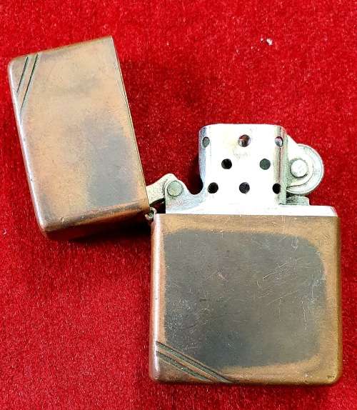 VINTAGE BRASS  ZIPPO LIGHTER.