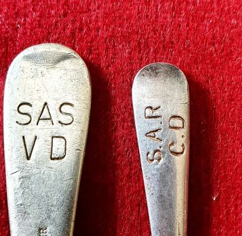 2 X ANTIQUE SAS / SAR SPOONS.
