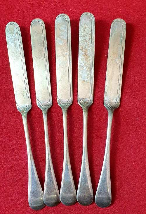ANTIQUE FISH KNIFE SET 5 X  . CIRCA 1910