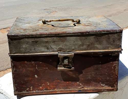 ANGLO BOER WAR ERA MEDICAL STEEL TROMMEL. 1900