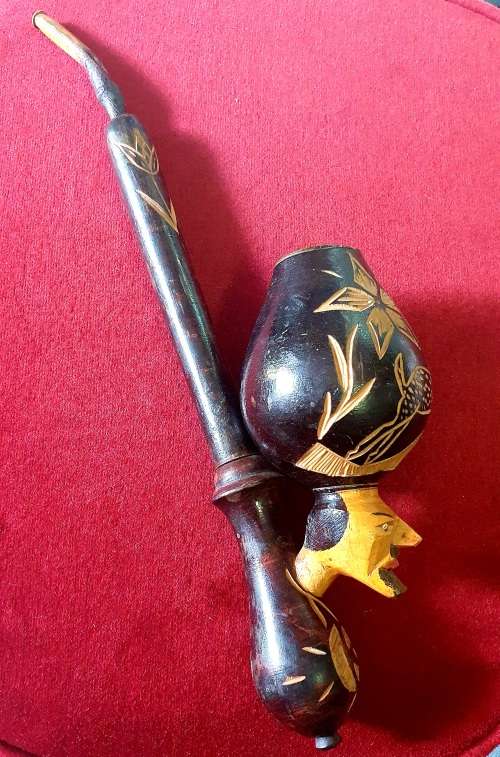 ANTIQUE HUGE SMOKING PIPE. HAND CARVED. 35CM LONG