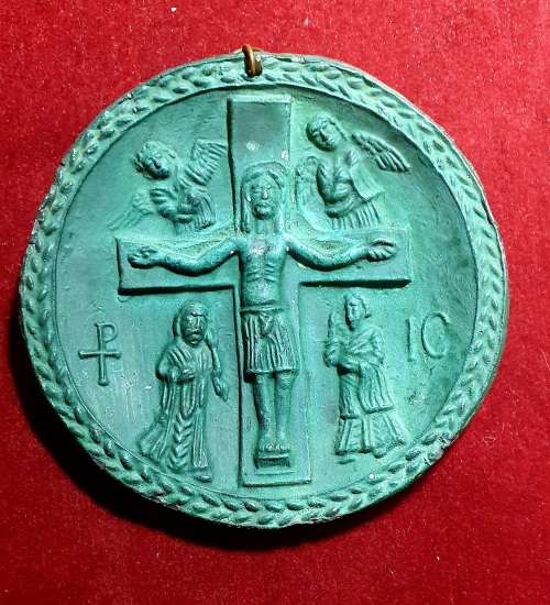 ANTIQUE RELIGIOUS WALL DECOR PLATE. MADE FROM HEAVY STEEL