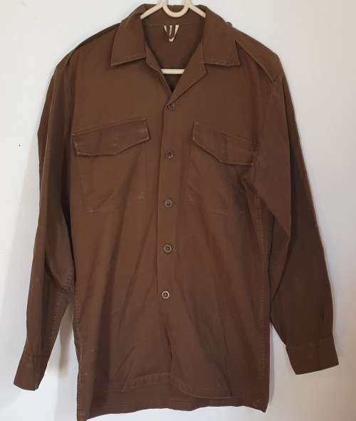 1980 INTAKE .SADF NUTRIA LONG SLEEVE SHIRT .  SIZE LARGE