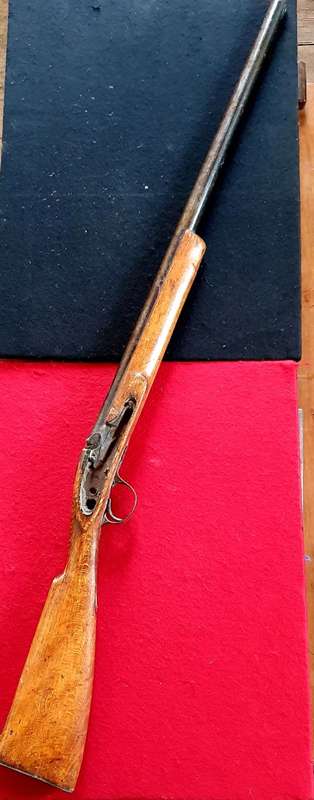 MUZZLE LOADER. CIRCA 1840s. DEACTIVATED. DECOMISSIONED. SEE PHOTO REPORT