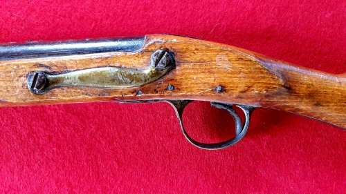 MUZZLE LOADER. CIRCA 1840s. DEACTIVATED. DECOMISSIONED. SEE PHOTO REPORT