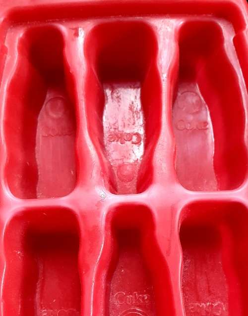 VINTAGE COCA COLA ICE CUBE MAKER !! SCARCE FIND !!