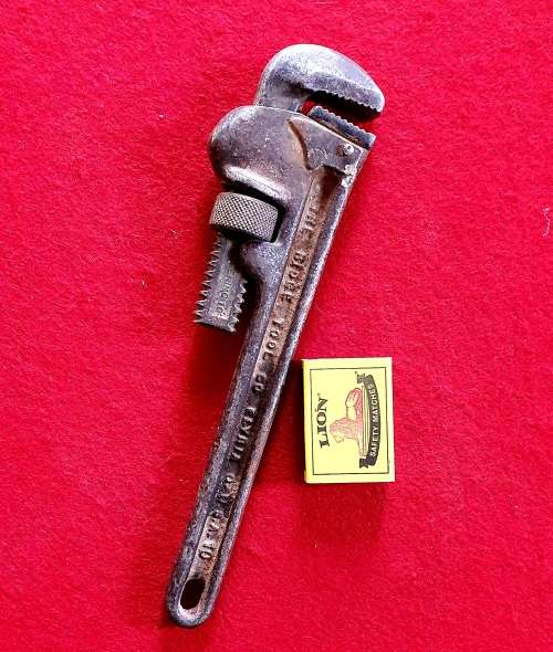 ANTIQUE MINIATURE RIDGID PIPE WRENCH.  Ridge Tool Co. Elyria Ohio USA