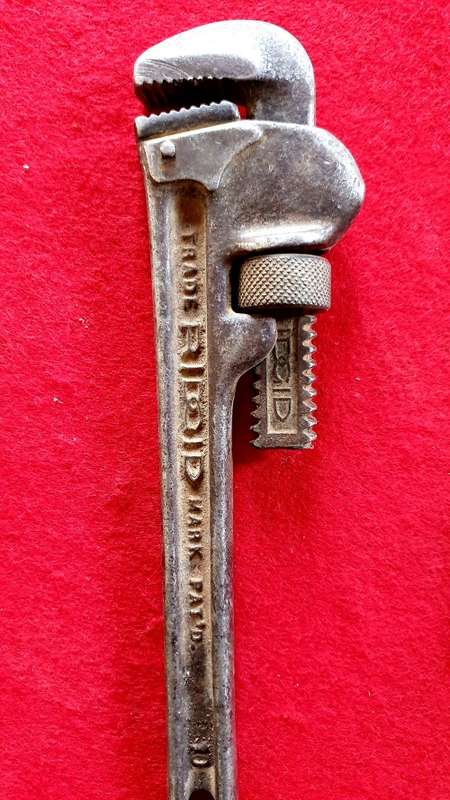 ANTIQUE MINIATURE RIDGID PIPE WRENCH.  Ridge Tool Co. Elyria Ohio USA