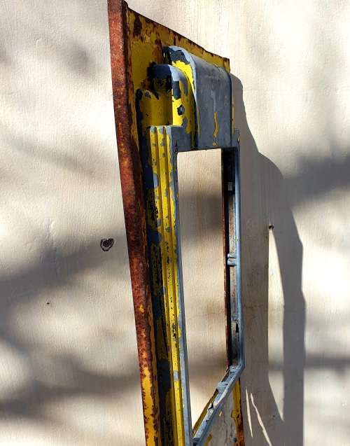 ANTIQUE SHELL PETROL PUMP STEEL FRONT COVER. SCARCE FIND !! 170CM HIGH