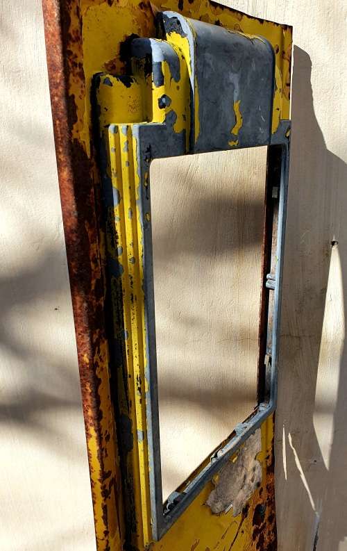 ANTIQUE SHELL PETROL PUMP STEEL FRONT COVER. SCARCE FIND !! 170CM HIGH