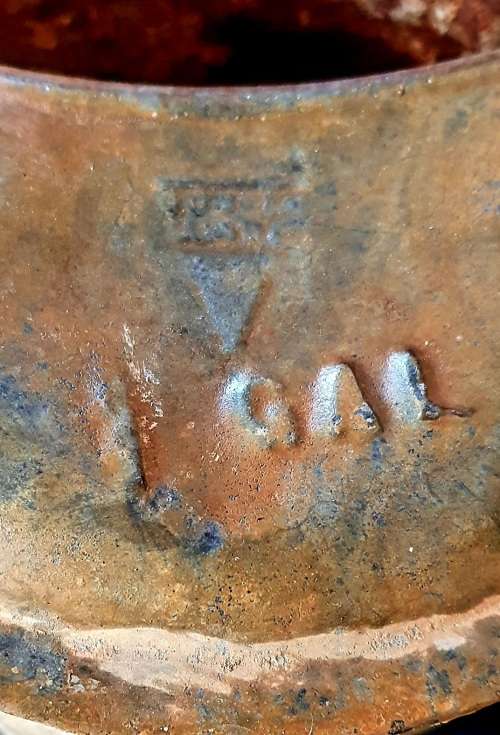 ANTIQUE WORKSHOP 1 GALLON OIL POUR  CAN . 1920s