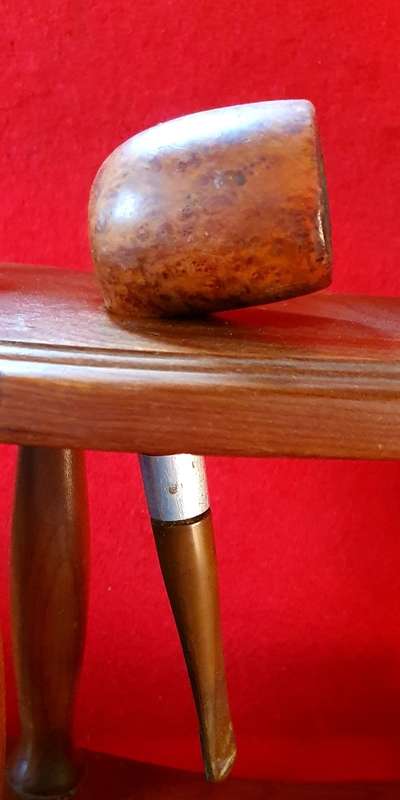 ANTIQUE PIPE COLLECTION WITH IMBUIA WOOD STAND. SEE FULL DESCRIPTION !