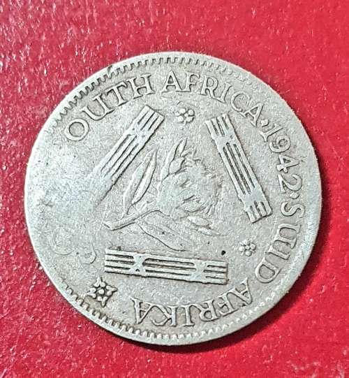 SILVER 3 PENCE S. A. ( 3D) 1942  EXCEPTIONAL CONDITION.