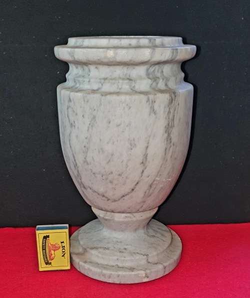 ANTIQUE HUGE 7 KG -  26  CM TALL WHITE MARBLE CHALICE / FLOWER POT/ MORTAR