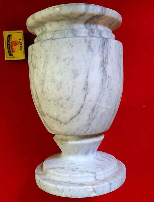 ANTIQUE HUGE 7 KG -  26  CM TALL WHITE MARBLE CHALICE / FLOWER POT/ MORTAR