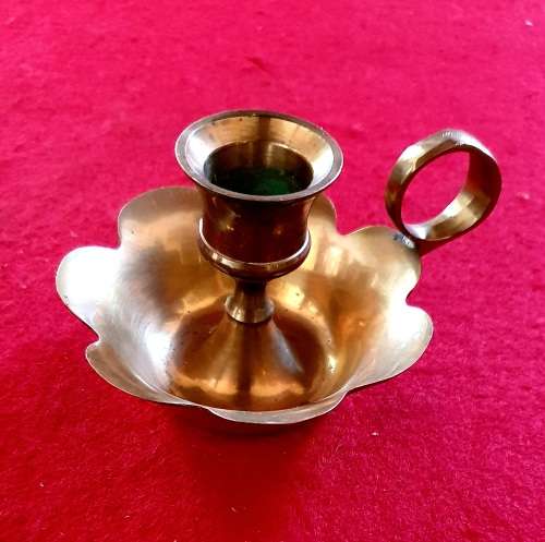 ANTIQUE HEAVY SOLID BRASS CANDLE STICK HOLDER. FLOWER MOTIVE