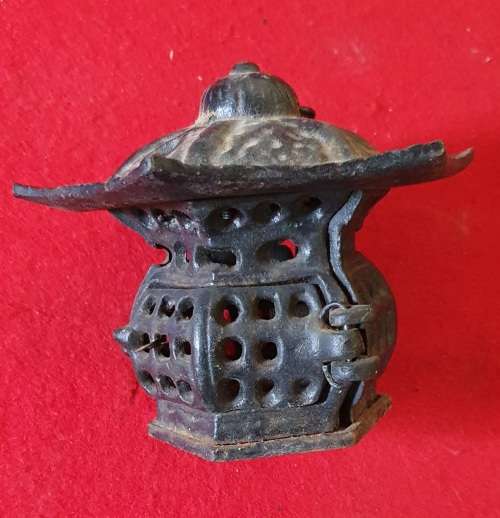 ANTIQUE SOLID CAST IRON HEAVY CANDLE HOLDER  / LANTERN