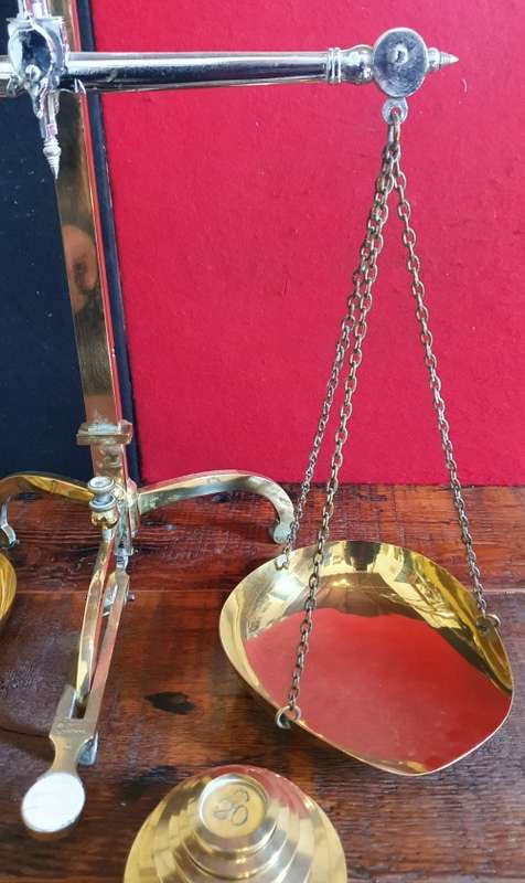 HUGE ANTIQUE 1910s BRASS BANK SCALE. COINS & GOLD. COMPLETE, WORKING.