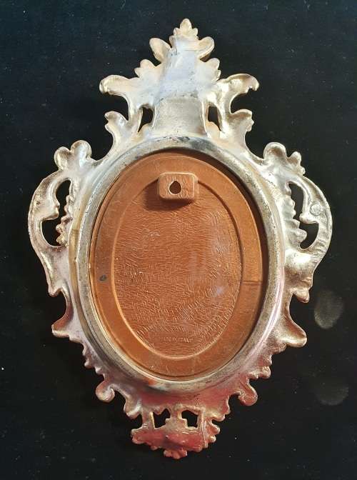 ANTIQUE BAKELITE FRAME WITH CURVED GLASS VICTORIAN PICTURE 18CM LONG ( B ) ITALY