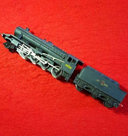 VINTAGE HORNBY DUBLO 20732 LMS STANIER CLASS 2-8-0 FREIGHT LOCOMOTIVE WITH TENDER