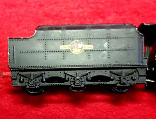 VINTAGE HORNBY DUBLO 20732 LMS STANIER CLASS 2-8-0 FREIGHT LOCOMOTIVE WITH TENDER