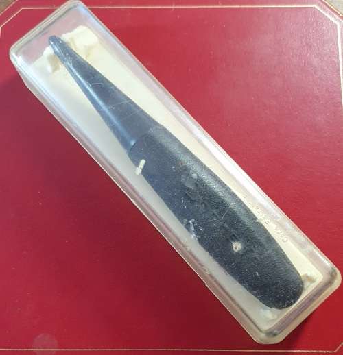 VINTAGE CORKETTE AIR PRESSURE WINE CORK REMOVER . STILL IN ORIGINAL BOX !!