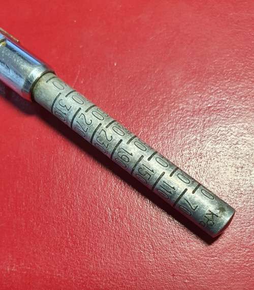 VINTAGE SHEFFIELD TYRE PRESSURE GAUGE