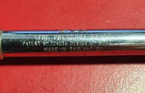 VINTAGE SHEFFIELD TYRE PRESSURE GAUGE