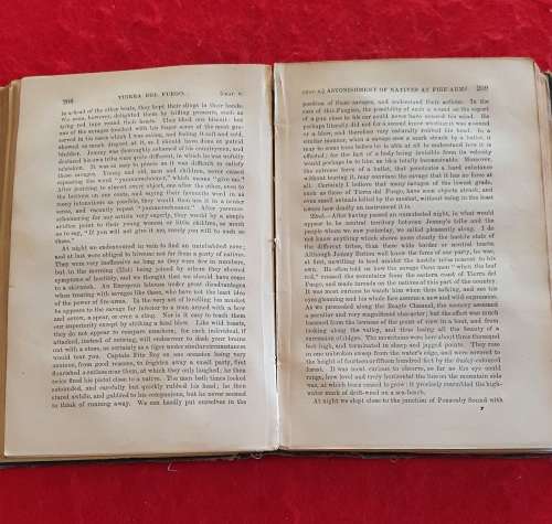 CHARLES DARWIN 1890 NEW EDITION  WITH PORTRAIT .A NATURALIST`S VOYAGE.
