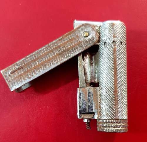 ANTIQUE IMCO JUNIOR  PETROL LIGHTER VIENNA AUSTRIA 660