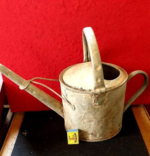 ANTIQUE 1 1/2 GALLON WATERING CAN !! 140 X MORE ITEMS ON SAME AUCTION !!