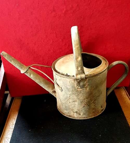 ANTIQUE 1 1/2 GALLON WATERING CAN !! 140 X MORE ITEMS ON SAME AUCTION !!