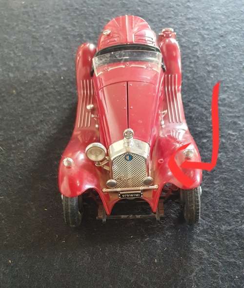 1932 ALFA ROMEO 8C 2300 SPIDER TOURING RED 1/18 SCALE DIECAST CAR MODEL BY BBURAGO.24CM LONG.