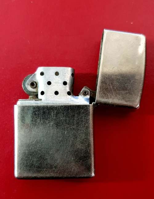 ZIPPO. BRADFORD USA .B11 .LIGHTER
