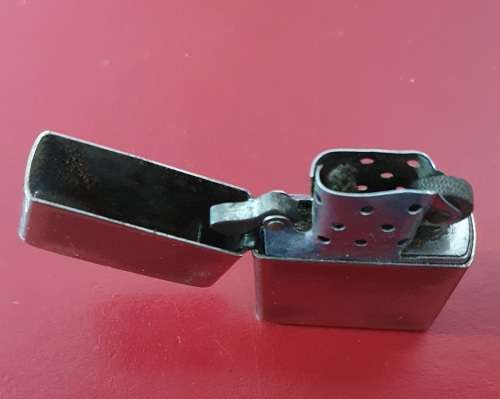 ZIPPO. BRADFORD USA .B11 .LIGHTER