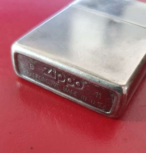 ZIPPO. BRADFORD USA .B11 .LIGHTER