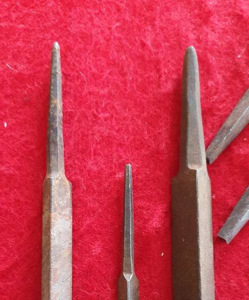 ANTIQUE 10 PIECE FILE SET FOR METAL WITH CAST IRON UNIVERSAL HANDLE. 70 MORE ITEMS ON SAME AUCTION !