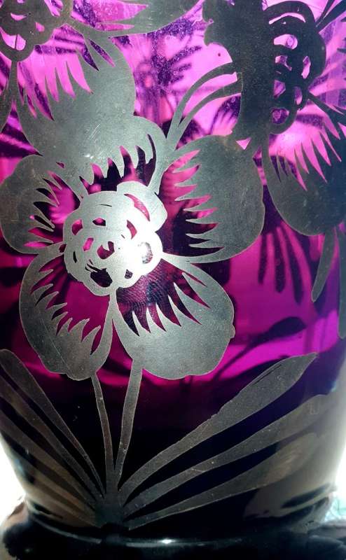 1890 VICTORIAN AMETHYST GLASS LEAD HAND PAINTED WATER PITCHER,4 GLASES,CONDIMENT BOWL.