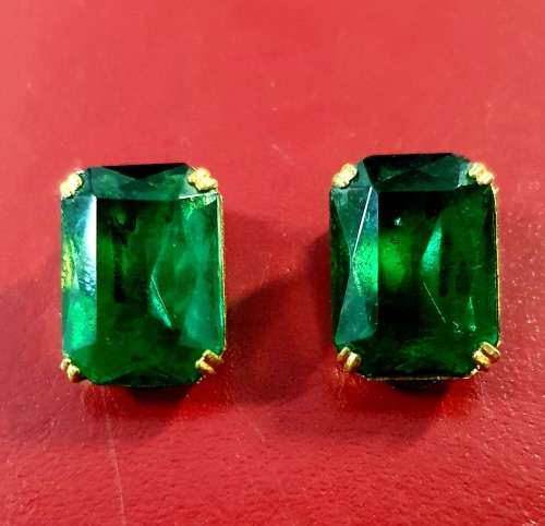 ANTIQUE HEAVY POLISHED GEMSTONE / GLASS ? EAR RINGS EXQUISITE DETAIL. 2CM X1.5CM. SEE DESCRIPTION !!