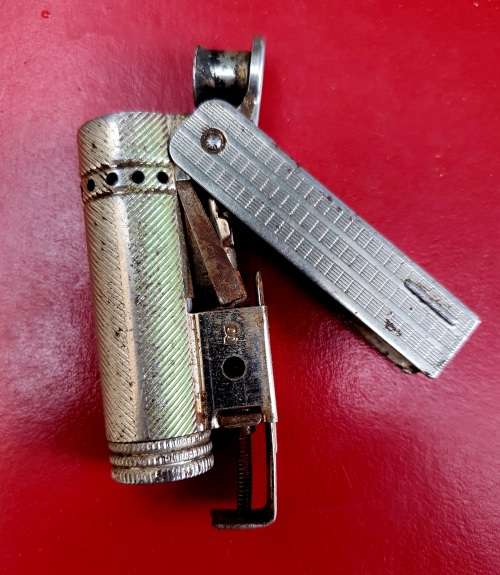 ANTIQUE IMCO TRIPLEX  JUNIOR  PETROL LIGHTER  AUSTRIA 6600