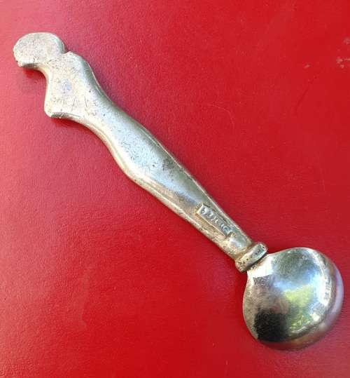 (120 MORE ITEMS ON SAME AUCTION!) VINTAGE CAROL BOYS FIRST DESIGN SUGAR SPOON.14CM LONG