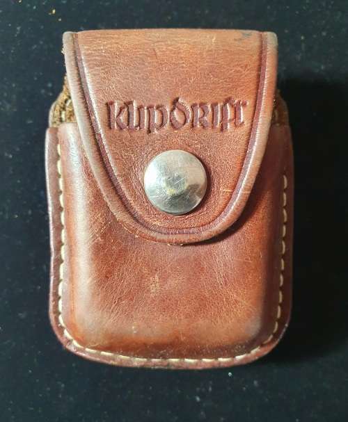 ZIPPO LIGHTER THICK LEATHER BELT CLIP POUCH.