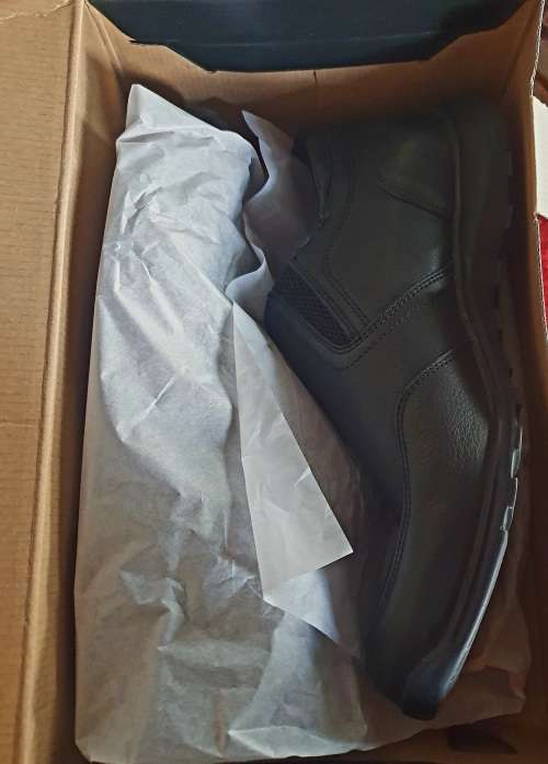 BRONX STRIKE BLACK NATAN LEATHER MENS SHOES. SIZE 10. NEW IN BOX. SHOP STOCK.