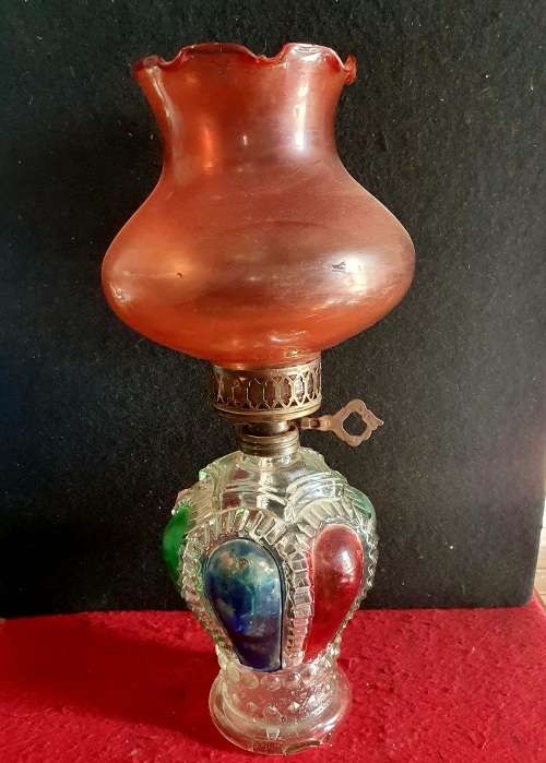 120 MORE ITEMS ON SAME AUCTION!! ANTIQUE HUGE 41 CM HIGH OIL LAMP. STUNNING DETAIL !!