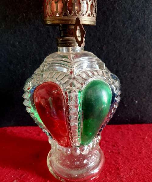 120 MORE ITEMS ON SAME AUCTION!! ANTIQUE HUGE 41 CM HIGH OIL LAMP. STUNNING DETAIL !!