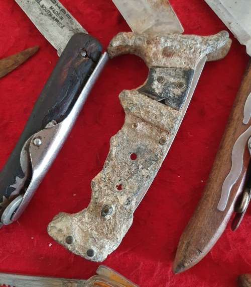 10 X VINTAGE TO ANTIQUE  FOLDING KNIFE COLLECTION. RESTOURATION JOB