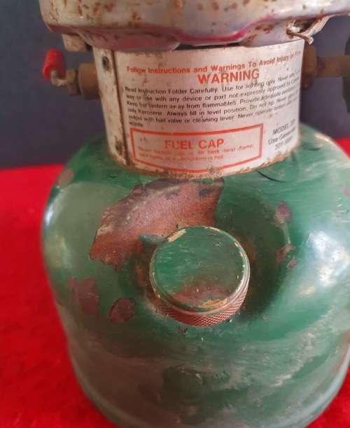 VINTAGE COLEMAN 201 KEROSENE LANTERN. ORIGINAL GLASS. WICHITA KANSAS.