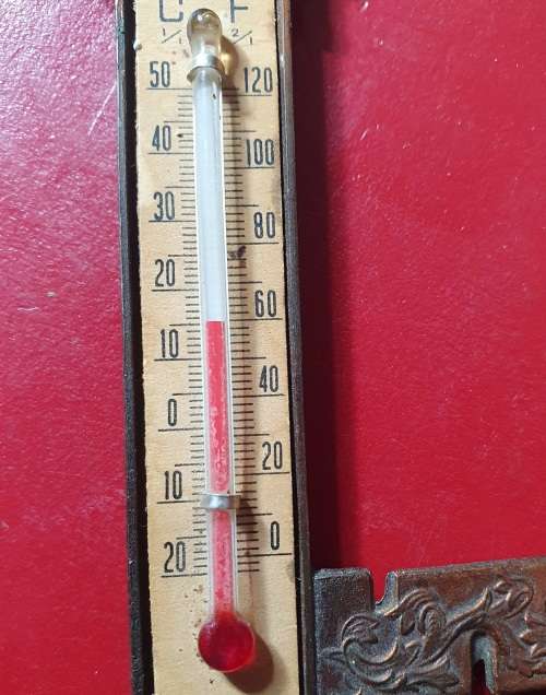 VINTAGE COPPER JAGERMEISTER WALL THERMOMETER .WORKING. 17CM LONG. celsius & fahrenheit